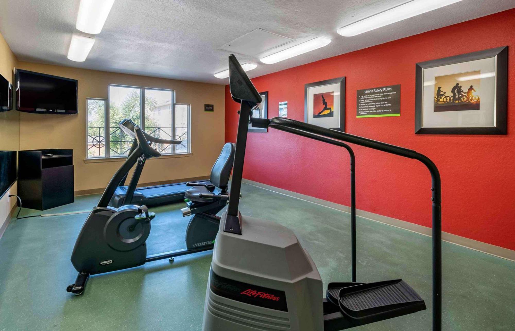 Extended Stay America Select Suites - Orlando - Maitland - Summit Tower Blvd Altamonte Springs Eksteriør billede